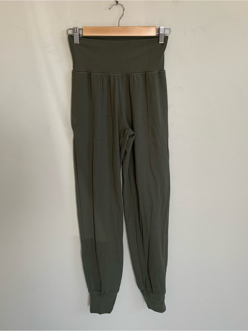 Athleta Salutation High Rise Jogger Athleisure Loungewear Women’s XS Army Green